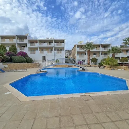 Emily's Sun Escape Peyia
